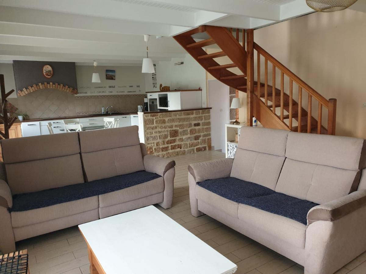 Maison De Campagne Spacieuse Villa Ploudalmézeau Exteriör bild